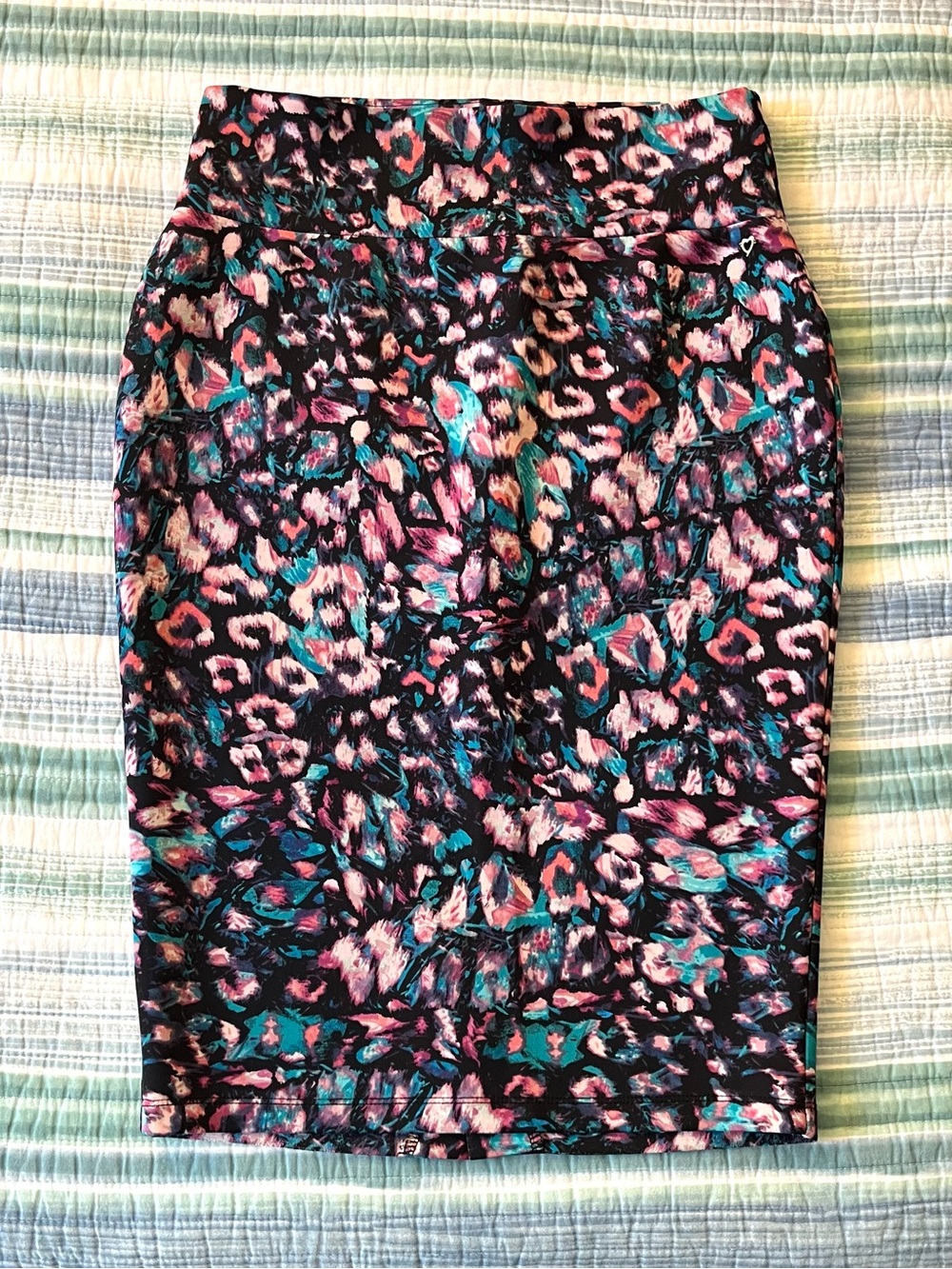 THALIA SODI Black Midi Skirt with Pink & Teal Leopard Spots